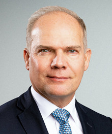 Olivier-Dubois-headshot-square.jpg
